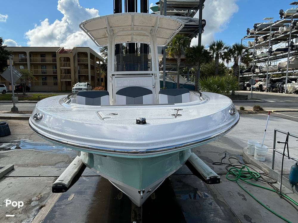 Slide: The Image of Robalo 202 Explorer 2021 - 14656421