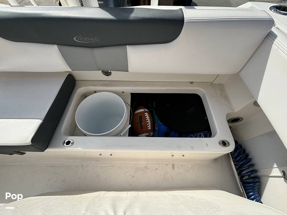 Slide: The Image of Robalo 202 Explorer 2021 - 14656527