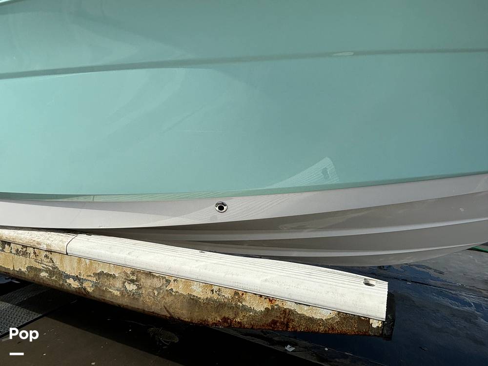 Slide: The Image of Robalo 202 Explorer 2021 - 14656423
