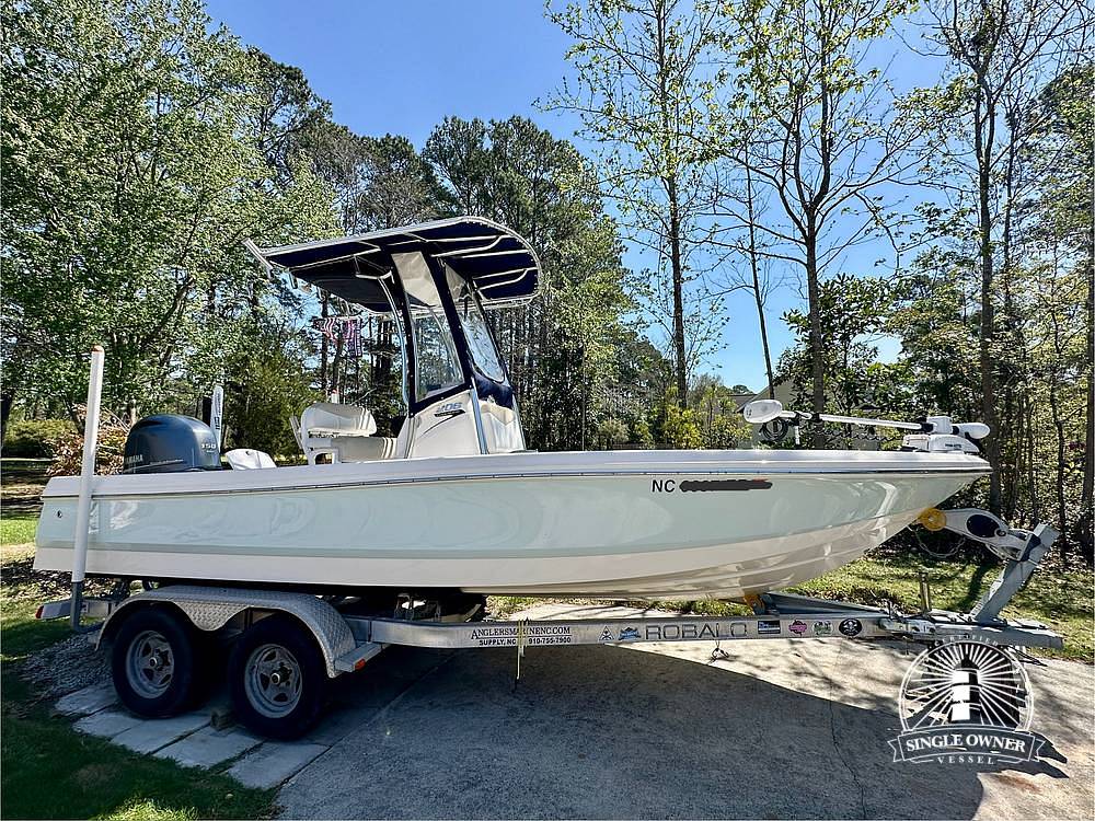 Slide: The Image of Robalo Cayman - 15333466