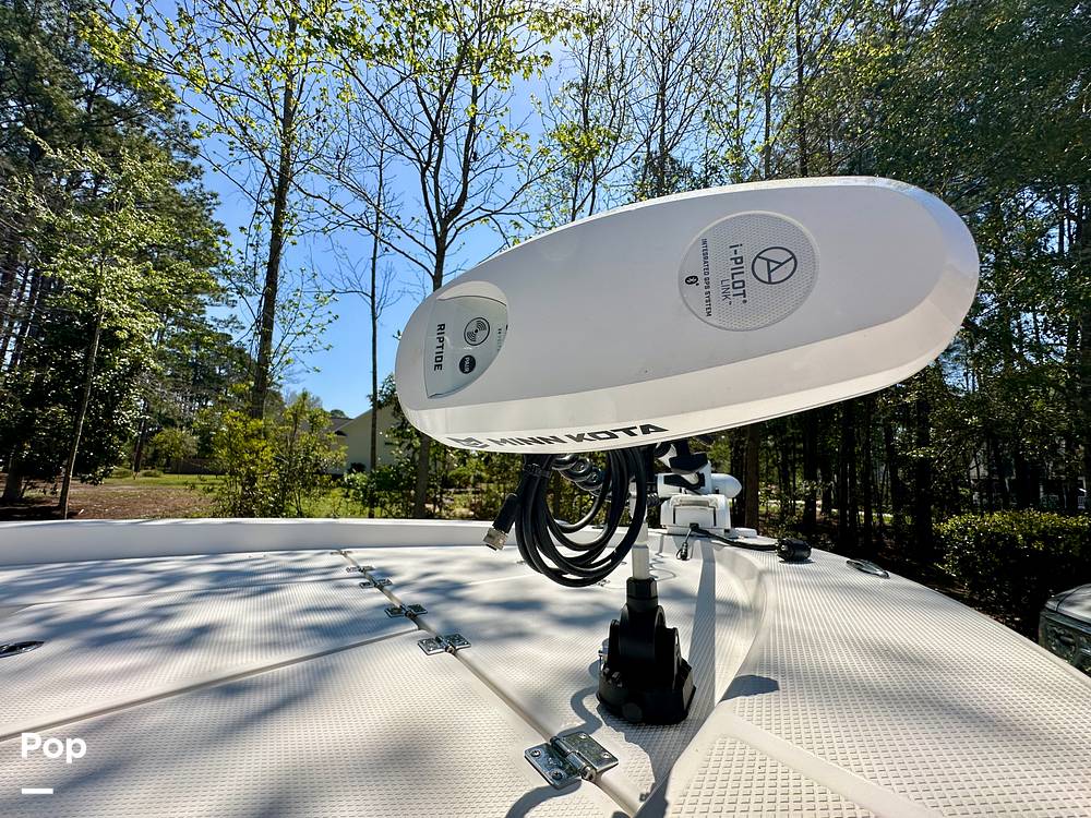 Slide: The Image of Trolling Motor - 15333620