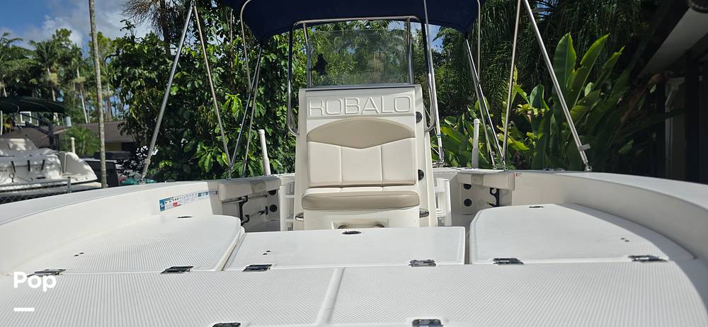 Slide: The Image of Robalo 226 Cayman 2016 - 15577318
