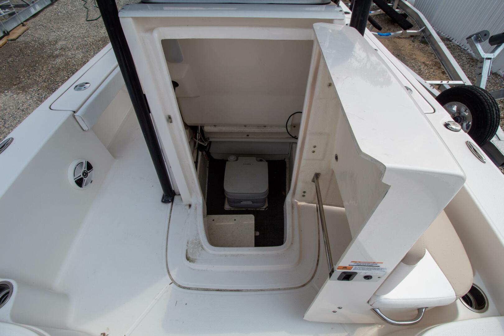 Slide: The Image of Robalo 226 Cayman 2019 - 3740626