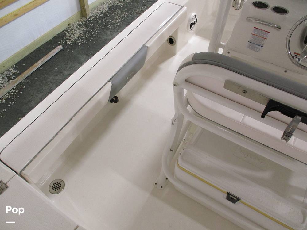 Slide: The Image of Robalo 226 Cayman 2020 - 15273058