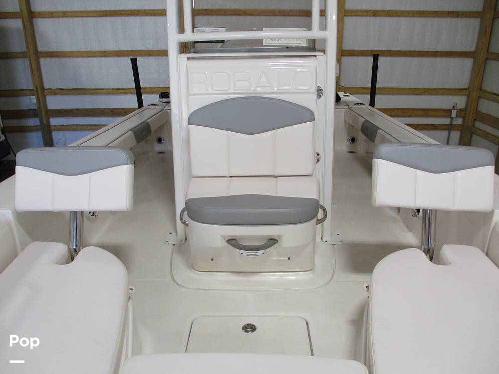 Slide: The Image of Robalo 226 Cayman 2020 - 15273100