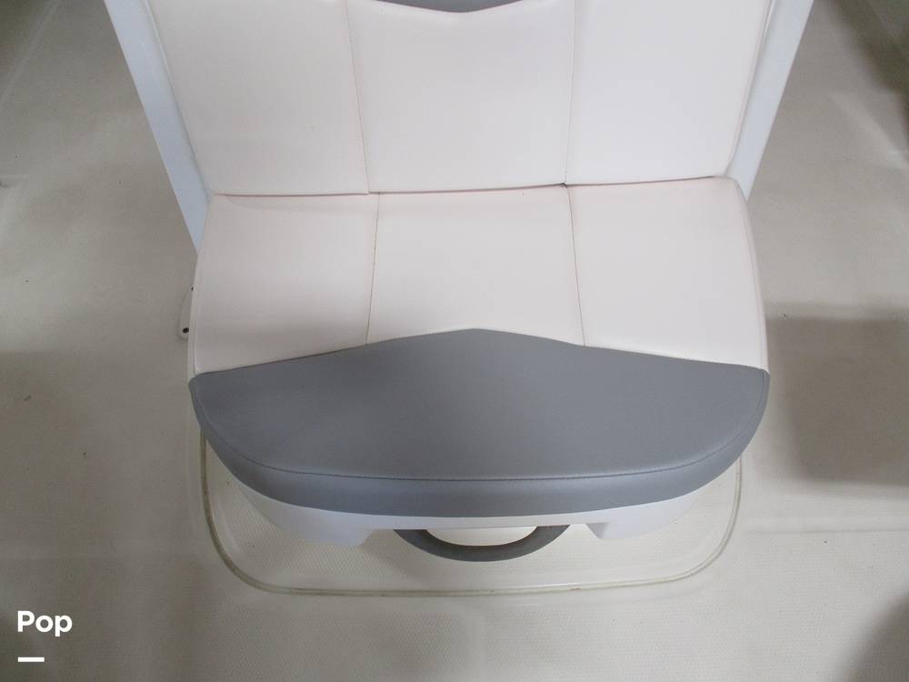 Slide: The Image of Robalo 226 Cayman 2020 - 15273103