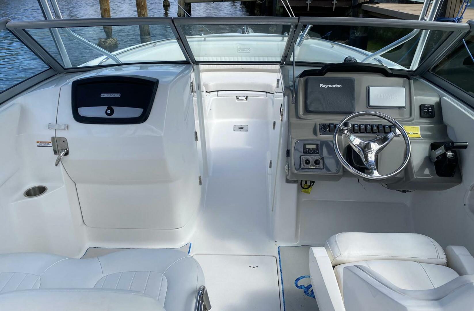 Slide: The Image of Robalo 24 2013 - 5153829