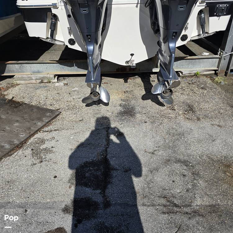 Slide: The Image of Robalo 242 CC 2015 - 14849828