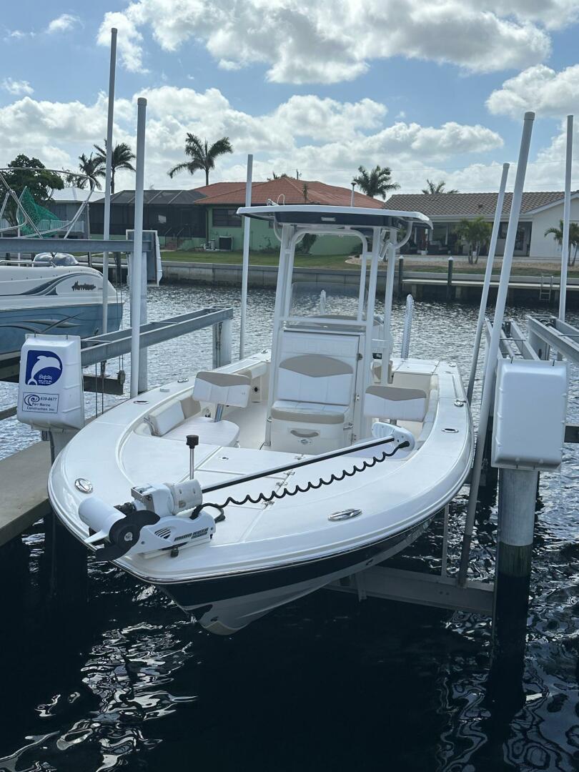 Slide: The Image of Robalo 246 Cayman 2017 - 5094035
