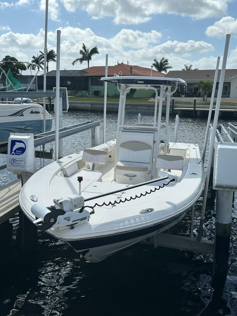 Slide: The Image of Robalo 246 Cayman 2017 - 5094036