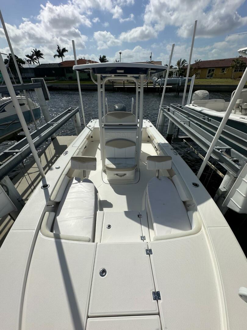 Slide: The Image of Robalo 246 Cayman 2017 - 5094040