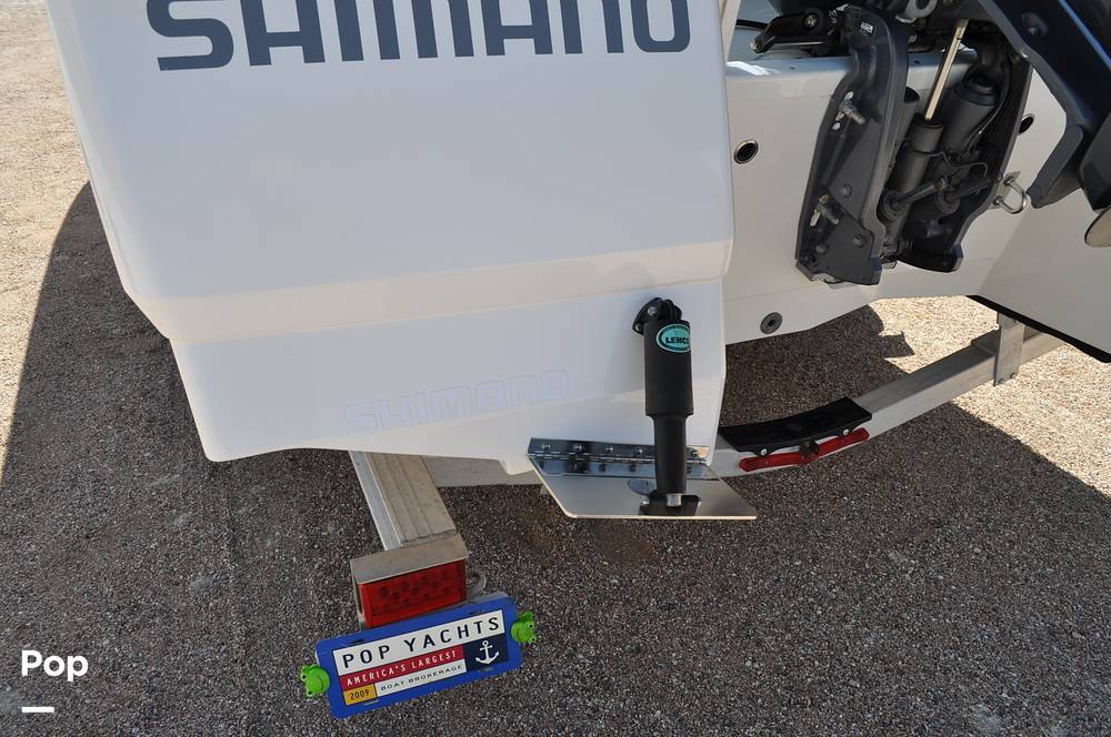 Slide: The Image of Robalo 246 Cayman 2021 - 15336621