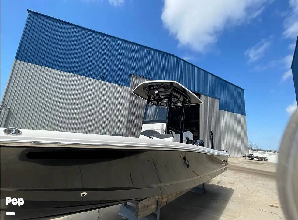 Slide: The Image of Robalo 246 Cayman 2021 - 15250885