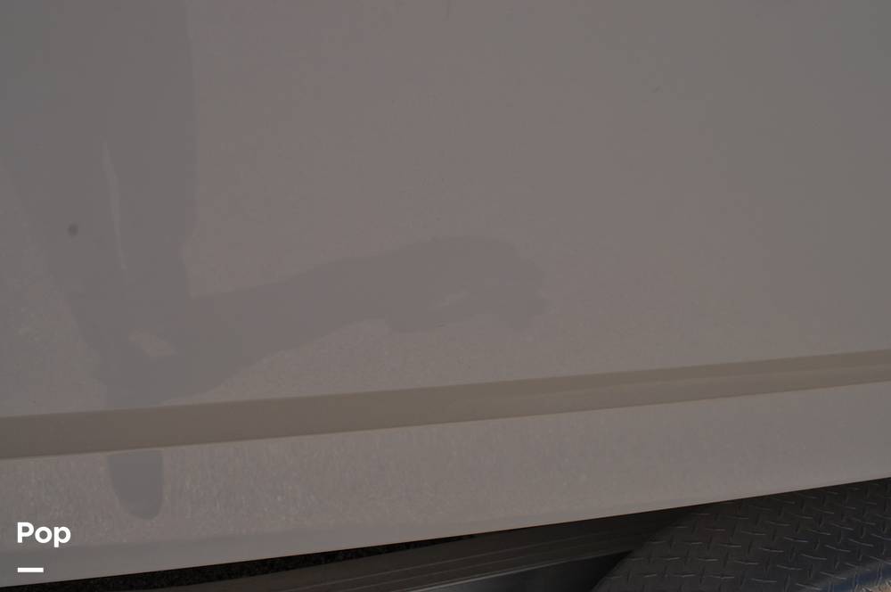 Slide: The Image of Robalo 246 Cayman 2021 - 15336633