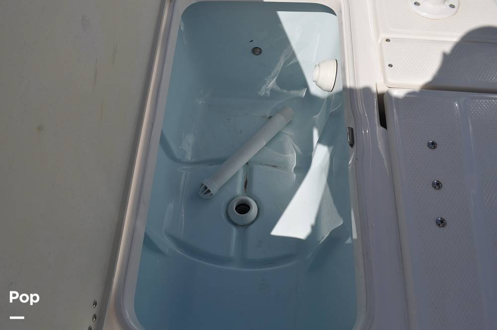 Slide: The Image of Robalo 246 Cayman 2021 - 15336642