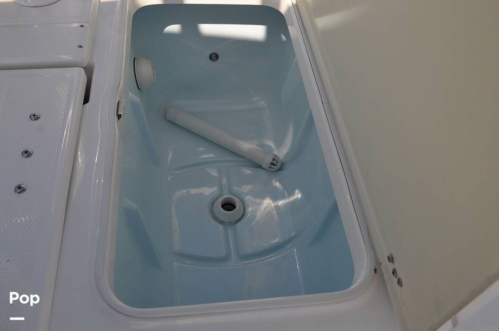 Slide: The Image of Robalo 246 Cayman 2021 - 15336643