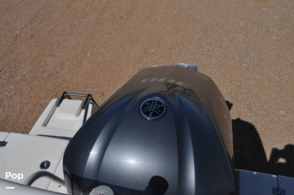 Slide: The Image of Robalo 246 Cayman 2021 - 15336645