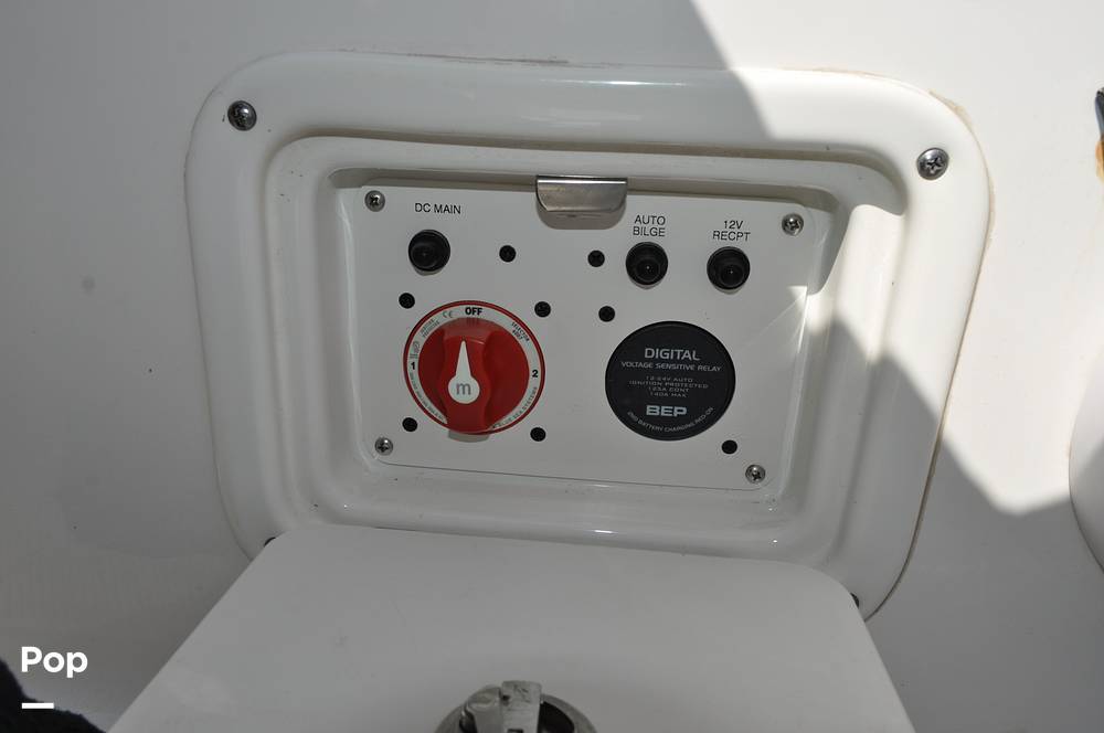 Slide: The Image of Robalo 246 Cayman 2021 - 15336653