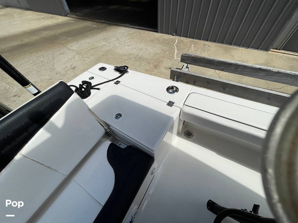 Slide: The Image of Robalo 246 Cayman 2021 - 15233831