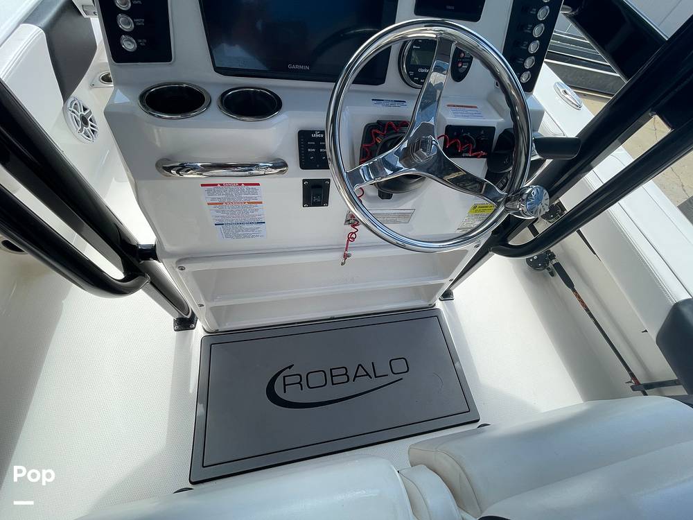Slide: The Image of Helm/steering Wheel - 15233832