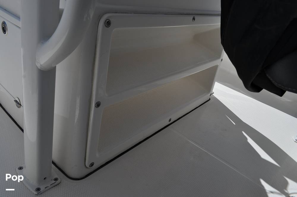 Slide: The Image of Robalo 246 Cayman 2021 - 15336661