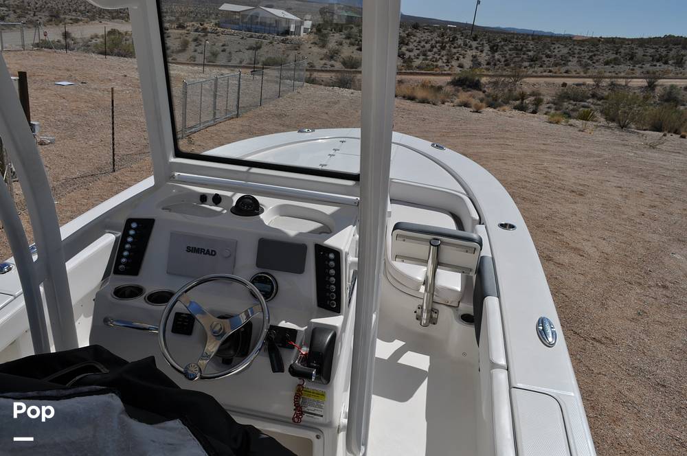 Slide: The Image of Robalo 246 Cayman 2021 - 15336615