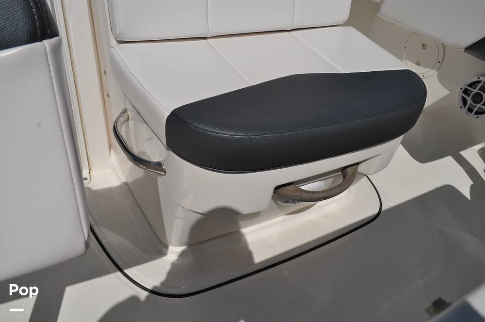 Slide: The Image of Robalo 246 Cayman 2021 - 15336680