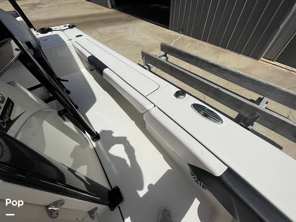Slide: The Image of Robalo 246 Cayman 2021 - 15233956