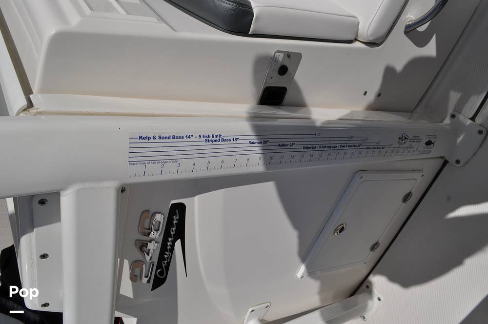 Slide: The Image of Robalo 246 Cayman 2021 - 15336686