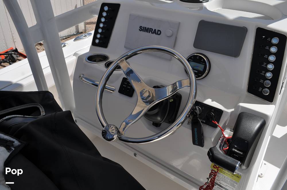 Slide: The Image of Robalo 246 Cayman 2021 - 15336616