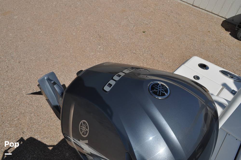 Slide: The Image of Robalo 246 Cayman 2021 - 15336695