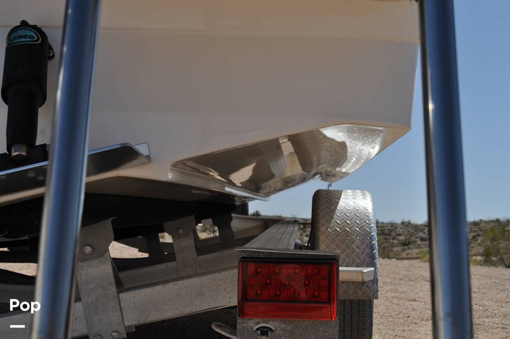 Slide: The Image of Robalo 246 Cayman 2021 - 15336696