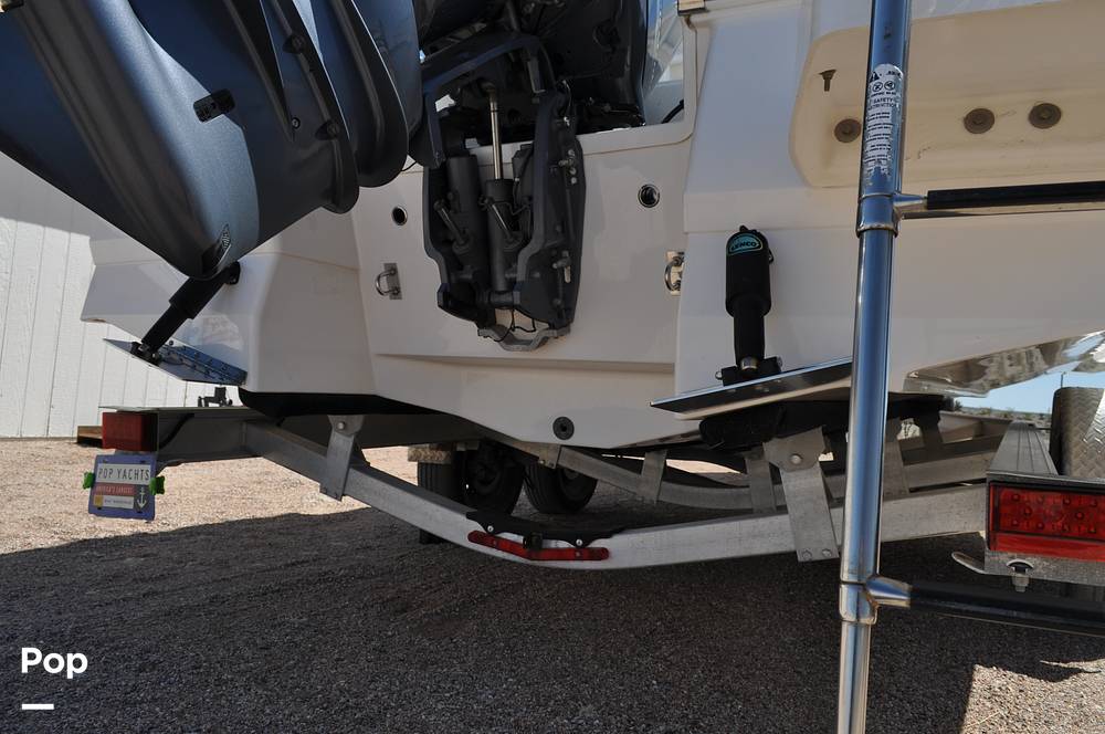 Slide: The Image of Robalo 246 Cayman 2021 - 15336697