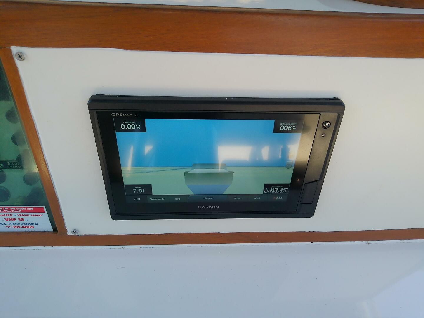 Slide: The Image of Robalo 2520 Center Console 1985 - 5310373