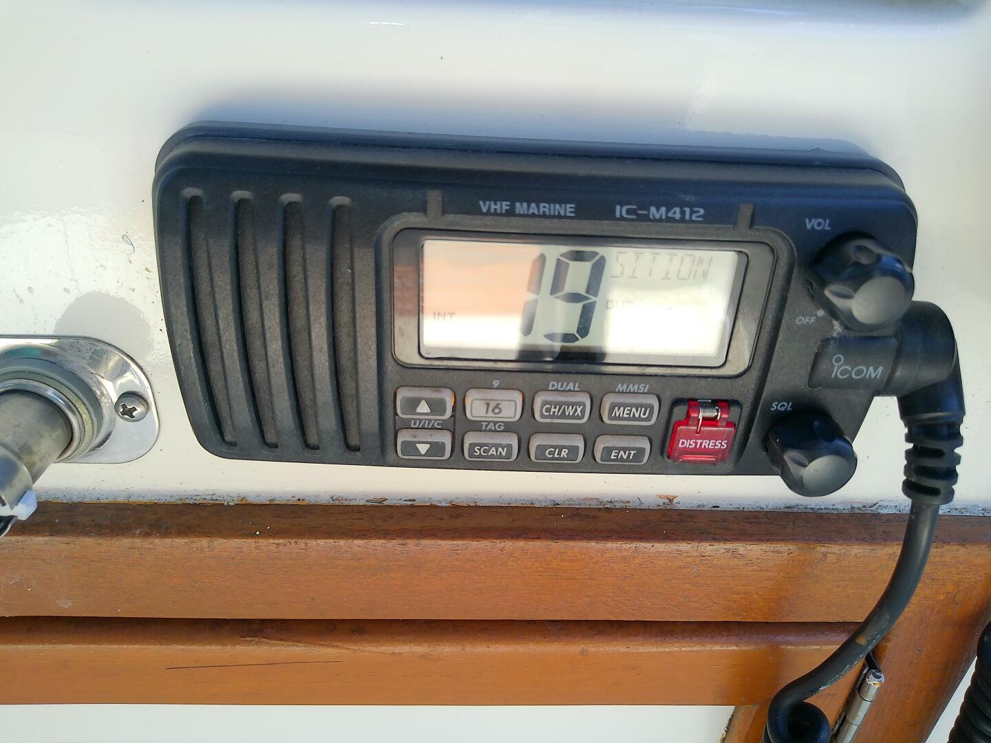 Slide: The Image of Robalo 2520 Center Console 1985 - 5310376