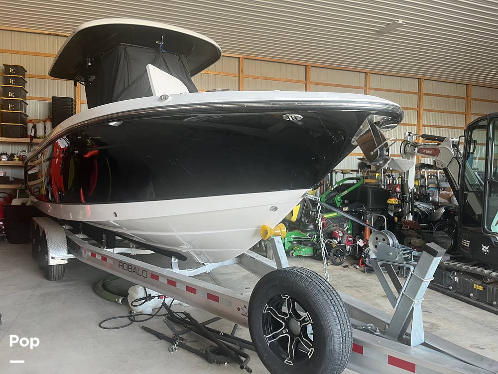 Slide: The Image of Robalo 272 2022 - 13869771