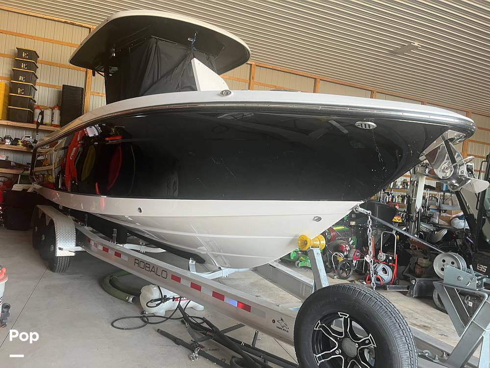 Slide: The Image of Robalo 272 2022 - 13869773