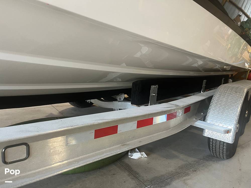 Slide: The Image of Robalo 272 2022 - 13870085