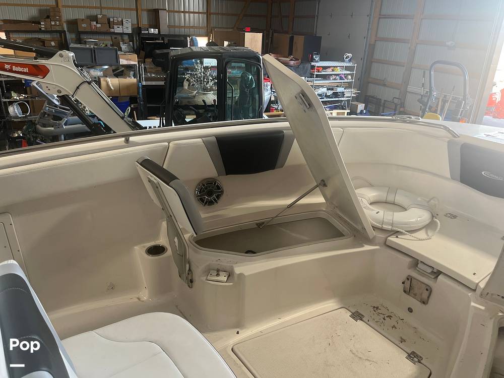 Slide: The Image of Robalo 272 2022 - 13870097