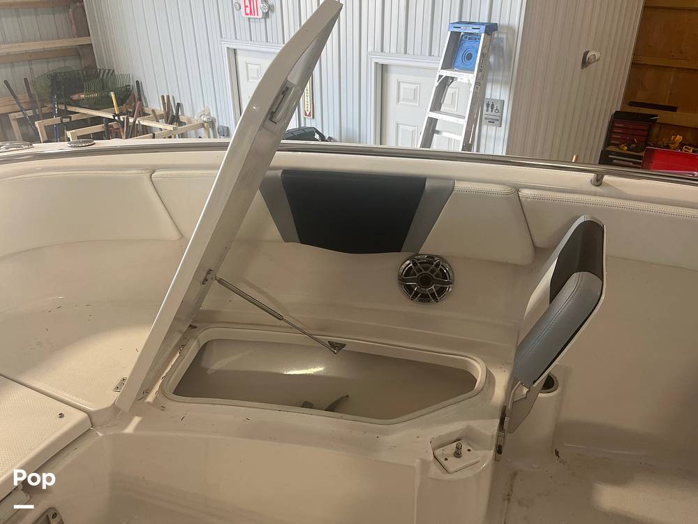 Slide: The Image of Robalo 272 2022 - 13870101