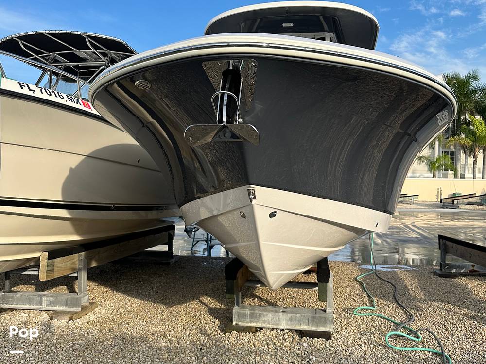 Slide: The Image of Robalo 272 2023 - 15360086