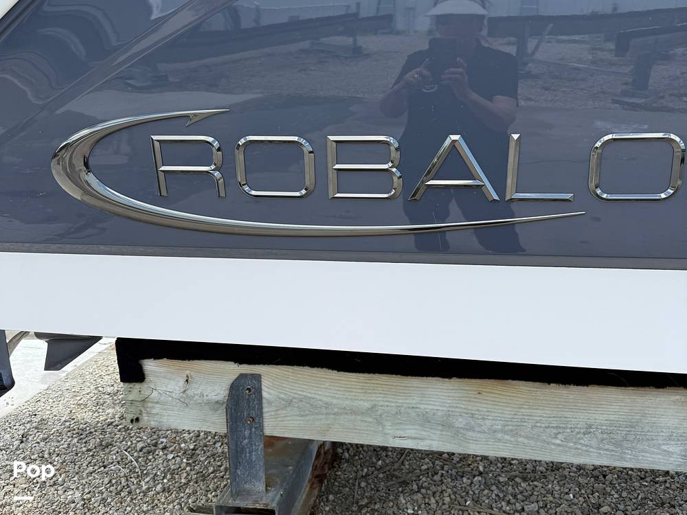 Slide: The Image of Robalo 272 2023 - 15390466