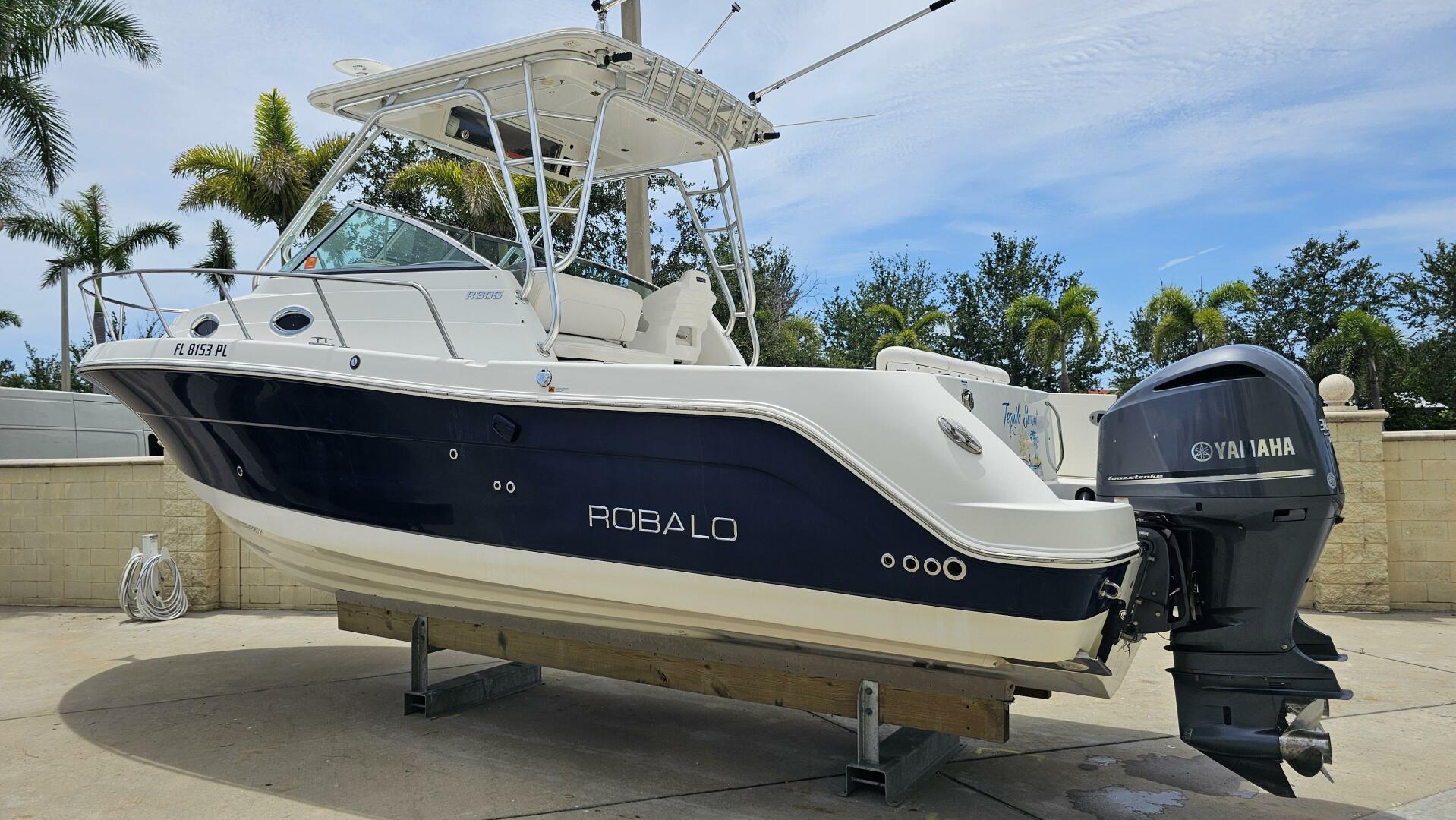 Slide: The Image of Robalo 305 Walkaround 2013 - 5457062