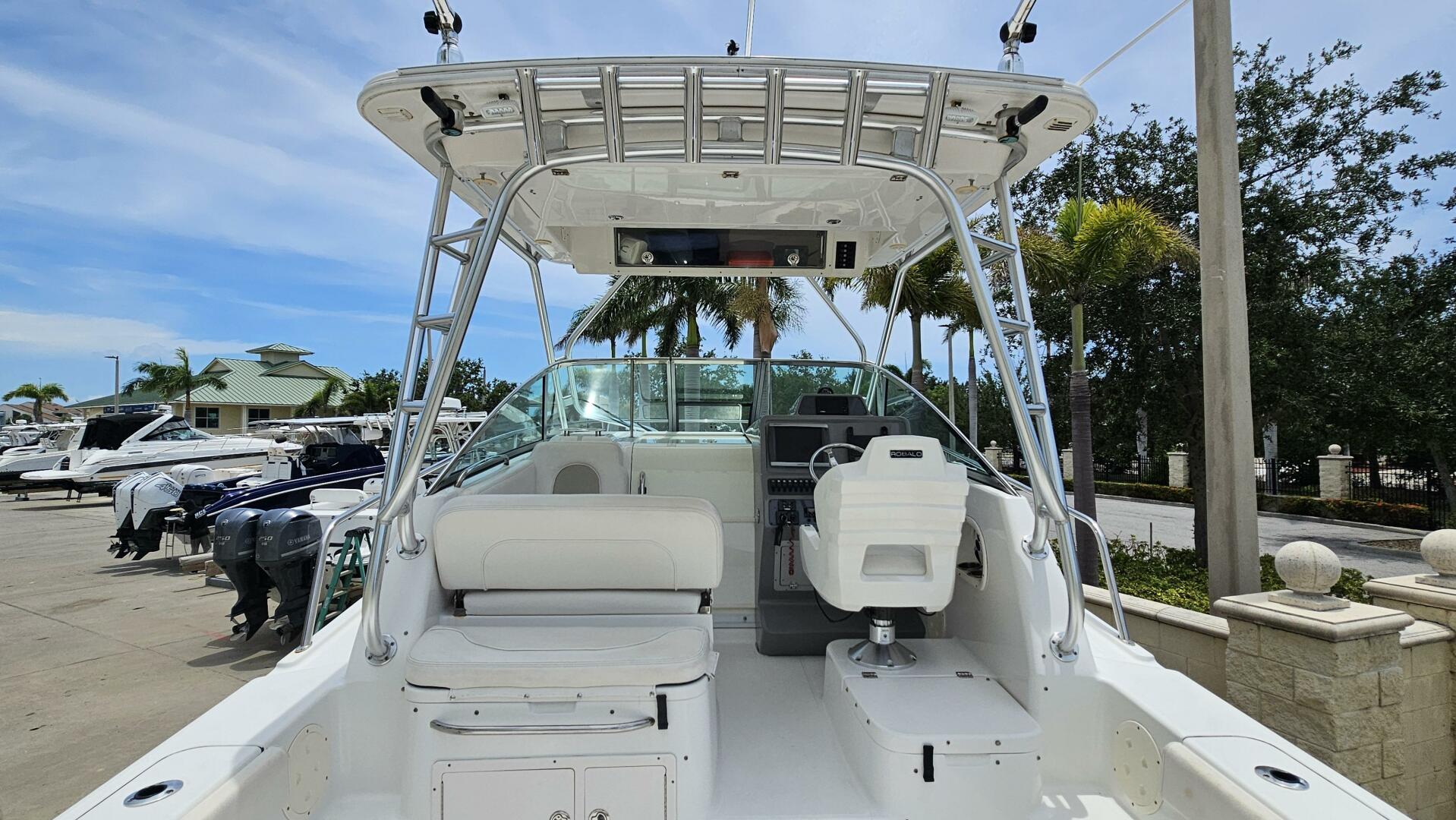 Slide: The Image of Robalo 305 Walkaround 2013 - 5457029