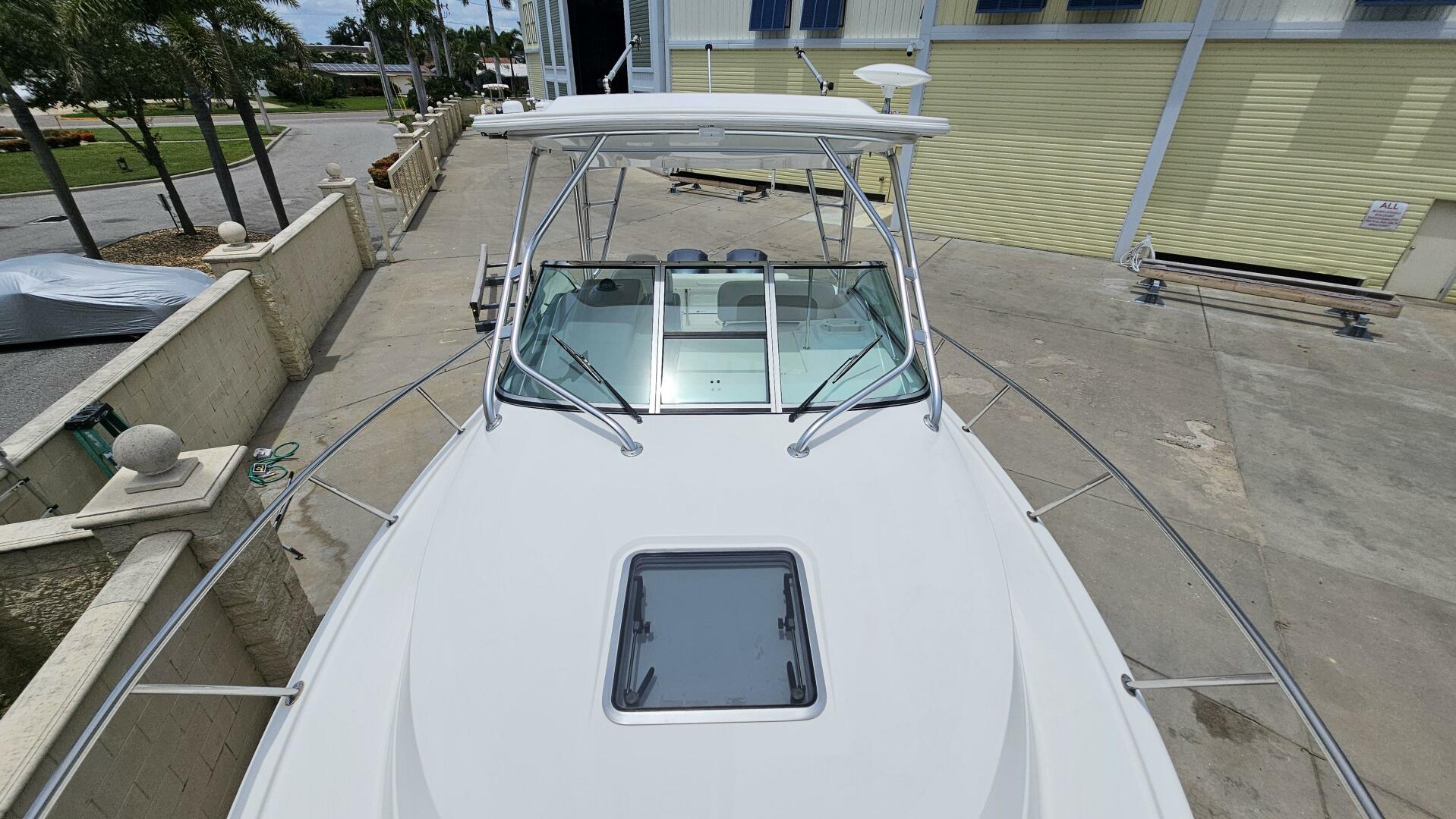 Slide: The Image of Robalo 305 Walkaround 2013 - 5457057