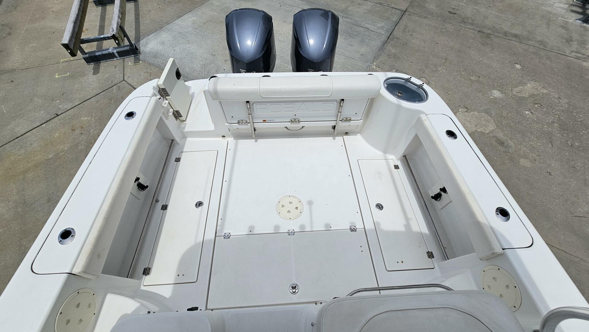 Slide: The Image of Robalo 305 Walkaround 2013 - 5457039