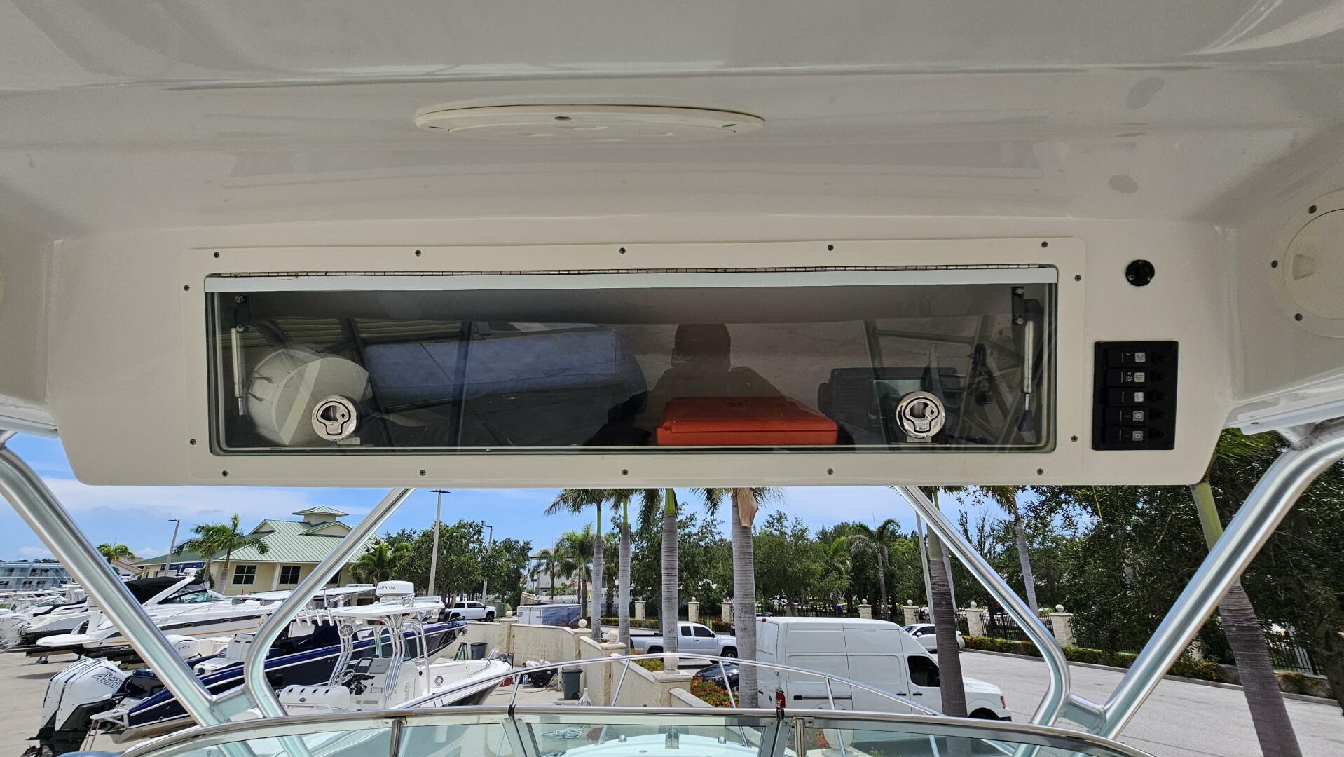 Slide: The Image of Robalo 305 Walkaround 2013 - 5457052