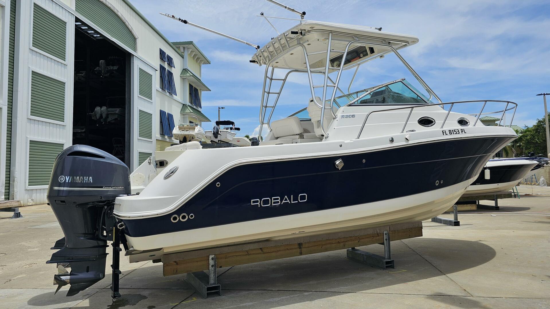 Slide: The Image of Robalo 305 Walkaround 2013 - 5457067