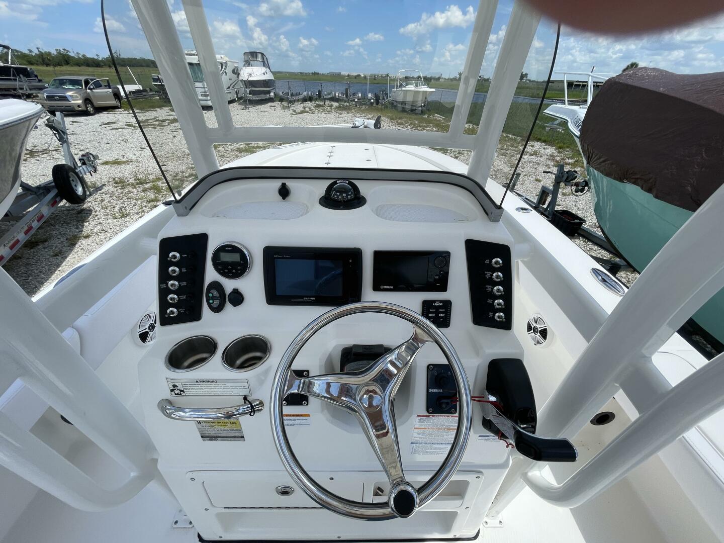 Slide: The Image of Robalo Cayman 2015 - 5537052