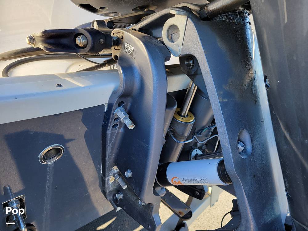 Slide: The Image of Robalo Cayman 226 2021 - 15070866